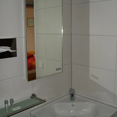Pensionat Haus Hubertus 2*